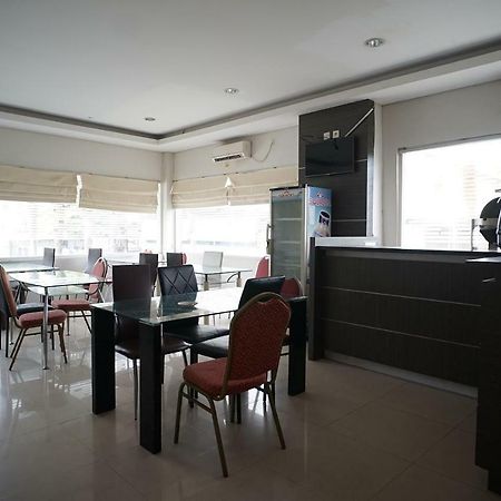 Oyo 1477 Athar 88 Hotel Μπαλικπαπάν Εξωτερικό φωτογραφία